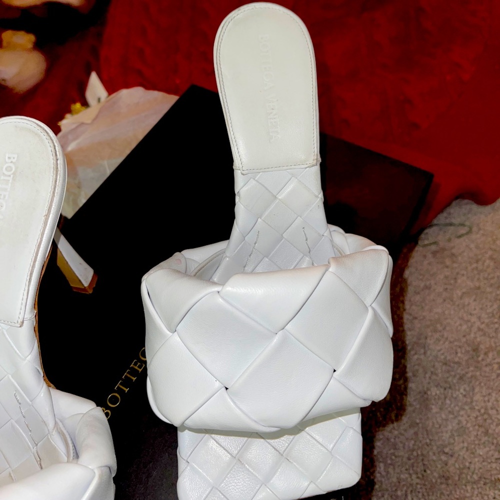Bottega Veneta White Heeled Sandals